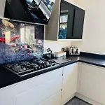 Luxurious House * Bristol