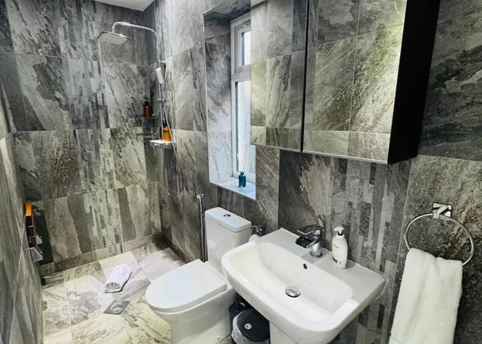 Luxurious House * Bristol